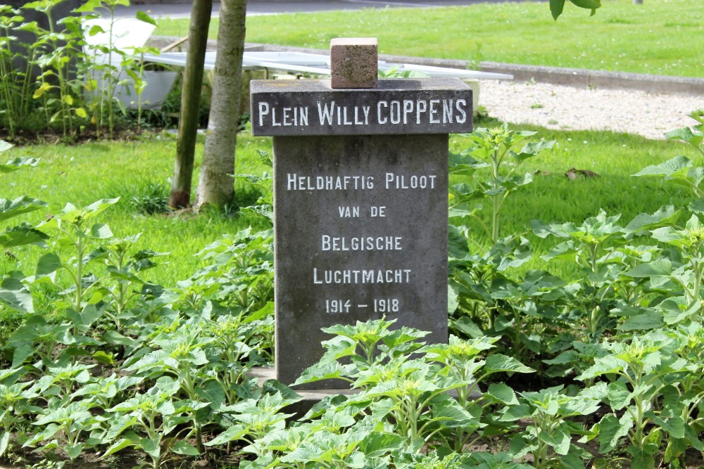 Gedenksteen Jachtpiloot Willy Coppens #2