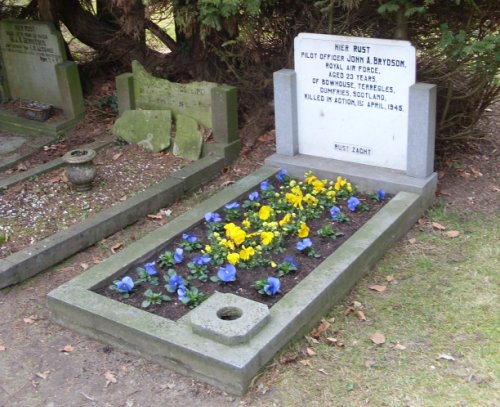 Commonwealth War Grave Velp