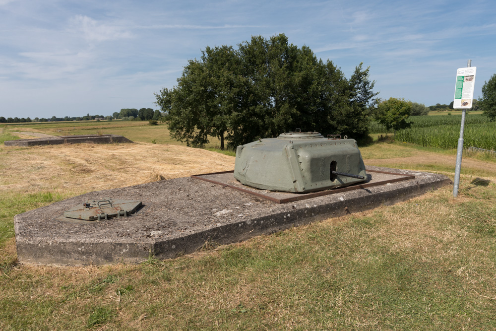 Drie Tankkazematten Welsum