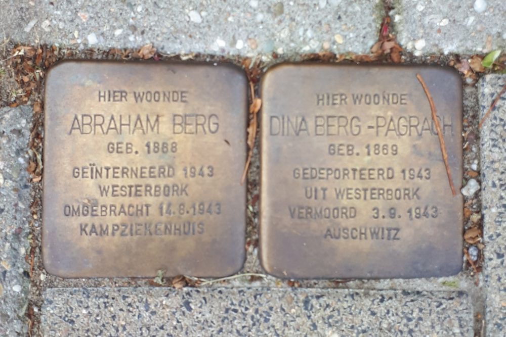 Stolpersteine Dorpsstraat 30-32 #1