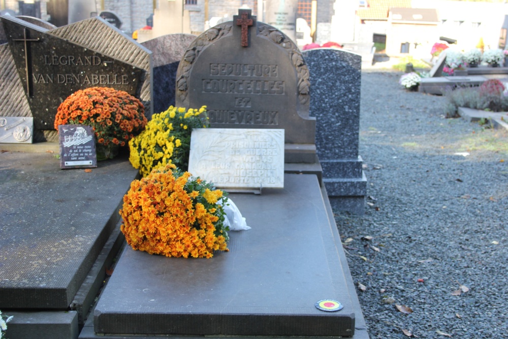 Belgische Graven Oudstrijders Montroeul-au-Bois #3