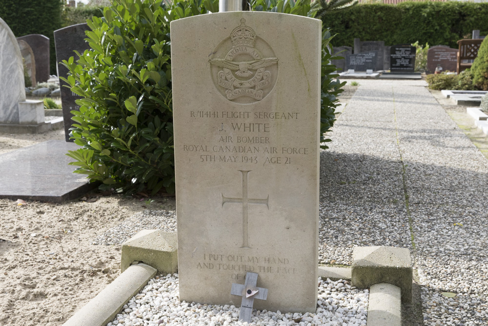 Commonwealth War Graves Wilnis #4