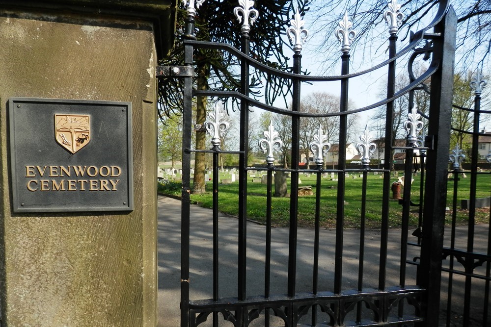 Oorlogsgraven van het Gemenebest Evenwood Cemetery