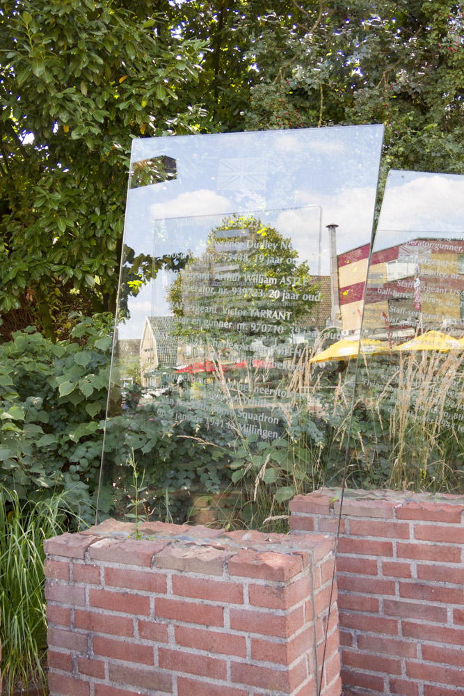 Oorlogsmonument Millingen aan de Rijn #2