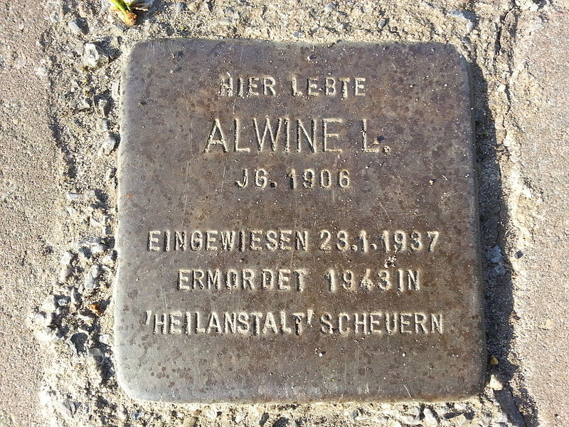 Stumbling Stones Friedrich-Wilhelm-Weber-Straße 30 #3