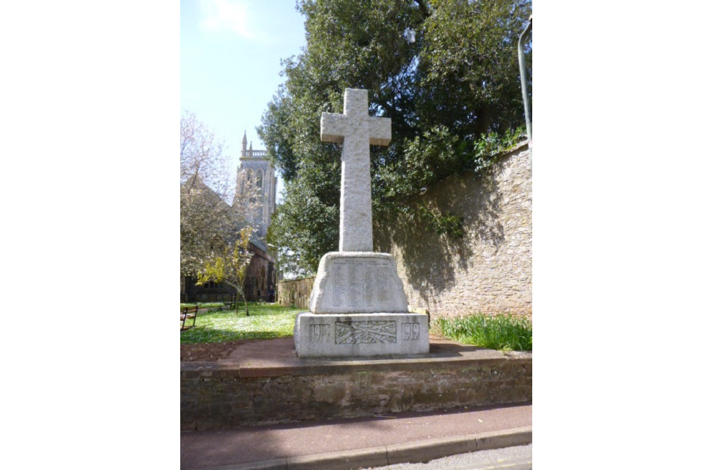 Oorlogsmonument St. Marychurch #1