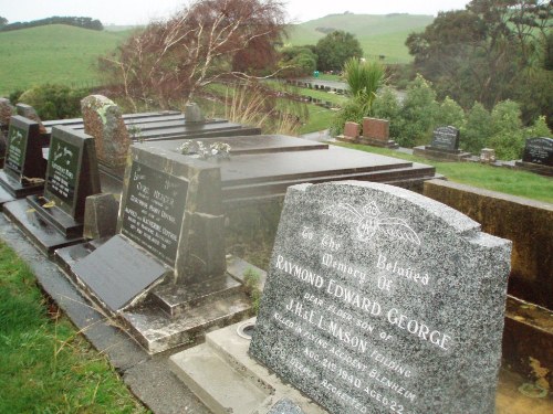Commonwealth War Graves Feilding Cemetery #1
