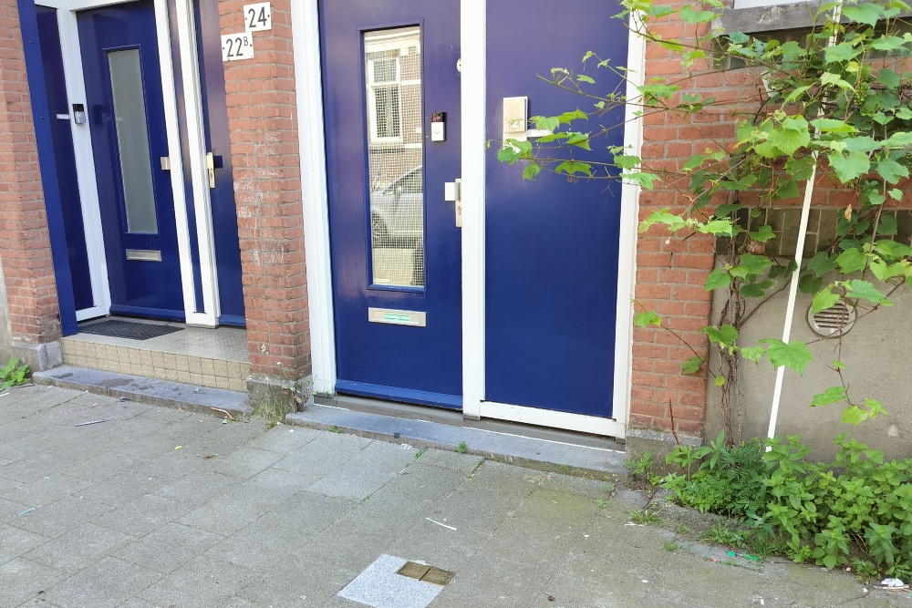 Stolpersteine Joost van Geelstraat 24b #4