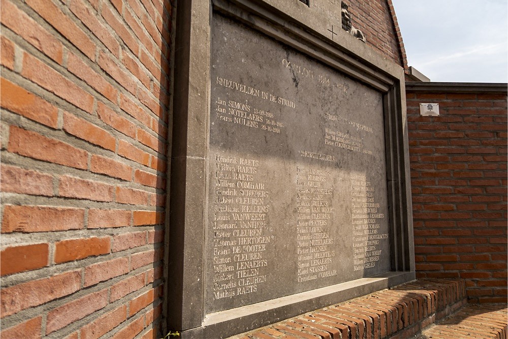 Oorlogsmonument Gemeentelijke Begraafplaats Vlijtingen #2