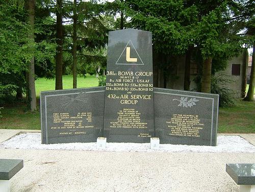 Monument RAF Ridgewell #1