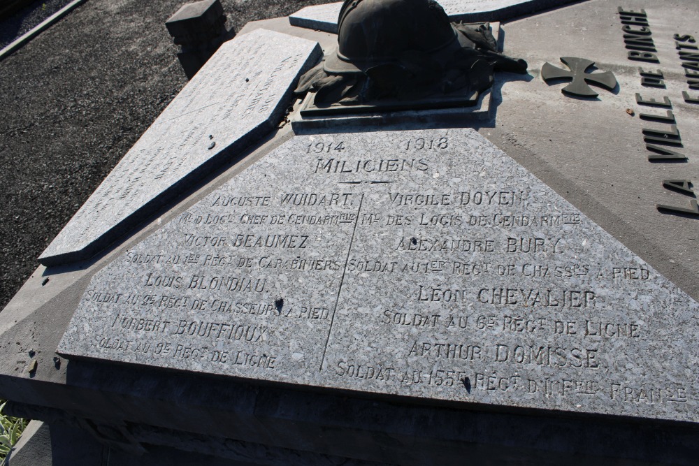 Oorlogsmonument Gesneuvelden 1914-1918 Begraafplaats Binche #5
