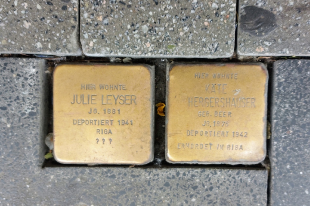 Stumbling Stone Engerserstraße 25