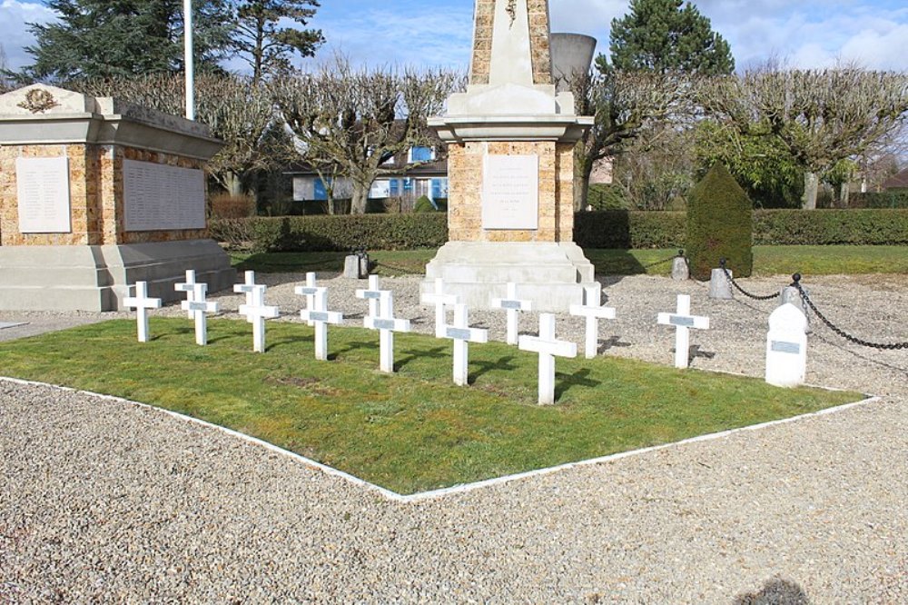 French War Cemetery La Ferté-Gaucher #1