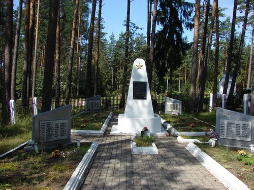 Soviet War Cemetery Rozentovā #2