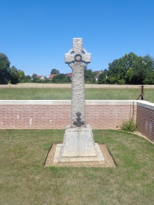 Commonwealth War Cemetery Fricourt #2