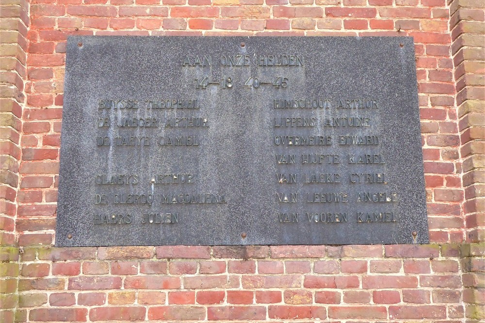 Gedenkteken Oorlogsslachtoffers Sint Eligiuskerk Bentille #3