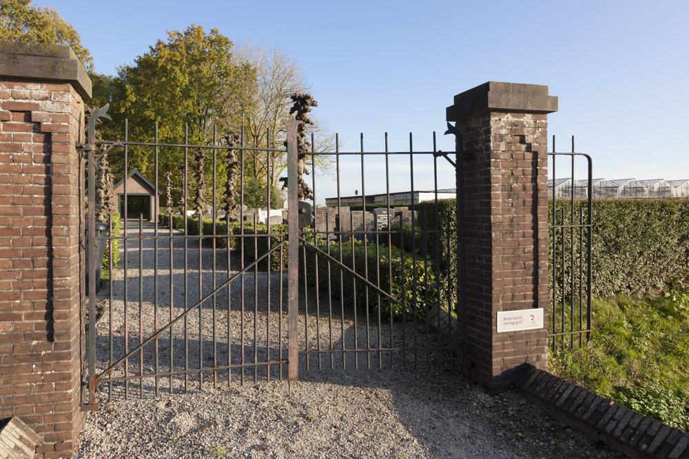 Dutch War Graves Municipal Cemetery Eck en Wiel #5