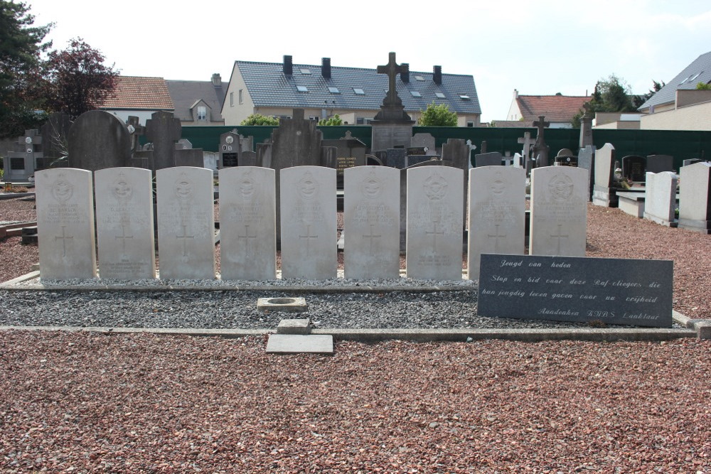 Monument RAF Crew Members Old Cemetery Lanklaar #1