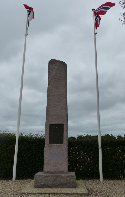 Monument Noorse Soldaten Villons-les-Buissons #3