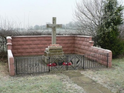 War Memorial Wheathill #1