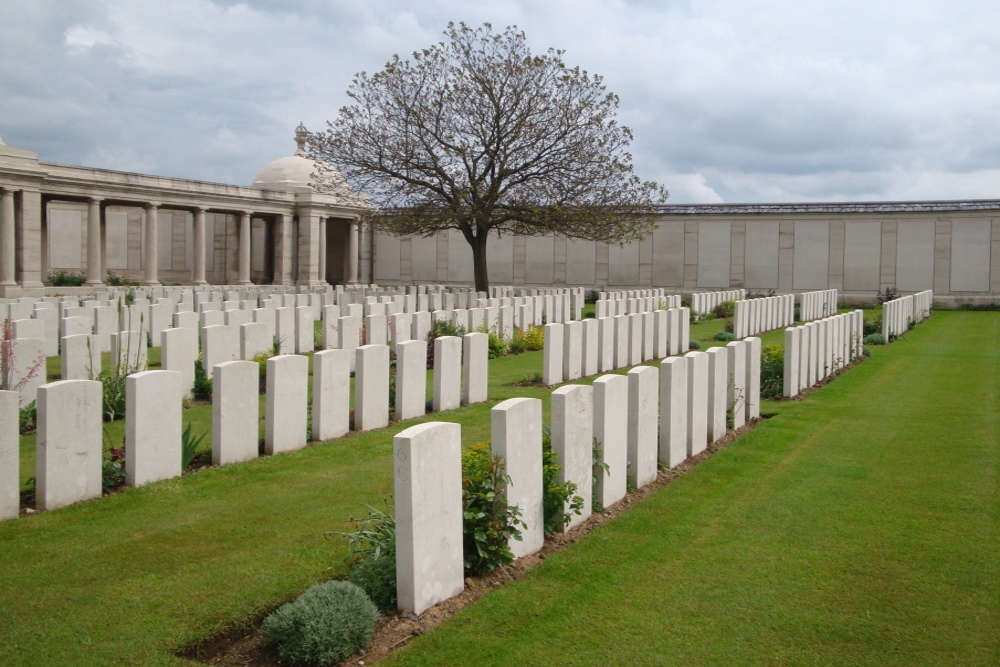 Commonwealth War Cemetery Dud Corner #3