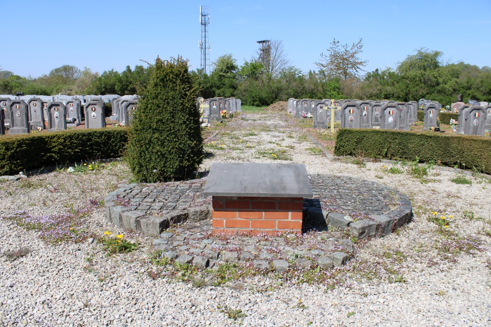 Belgian Graves Veterans Frameries #1