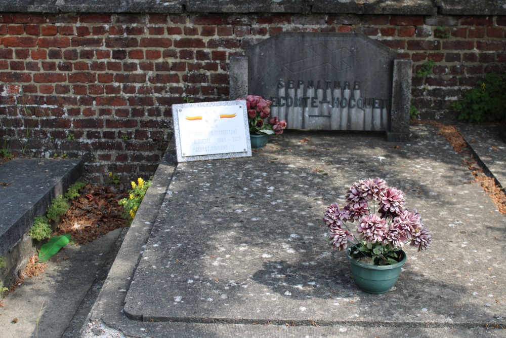 Belgian Graves Veterans Mont-Sainte-Genevive #3