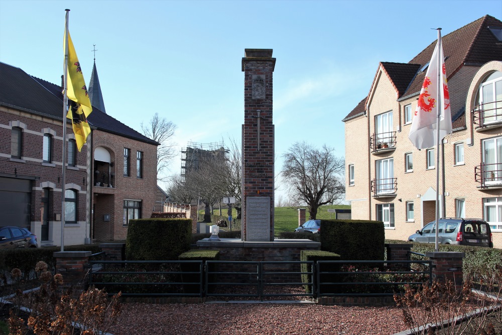 Oorlogsmonument Brustem #1