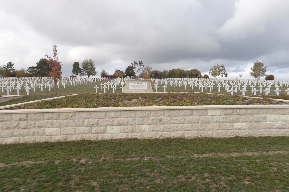 French War Cemetery La Croue #2