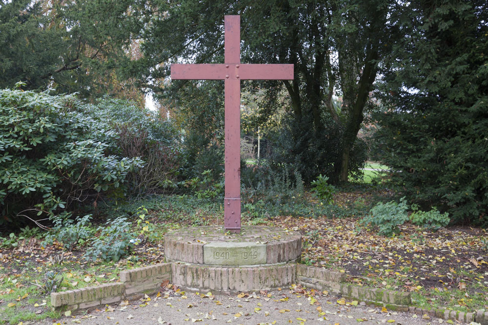 Monument Carolinapark Dieren #1