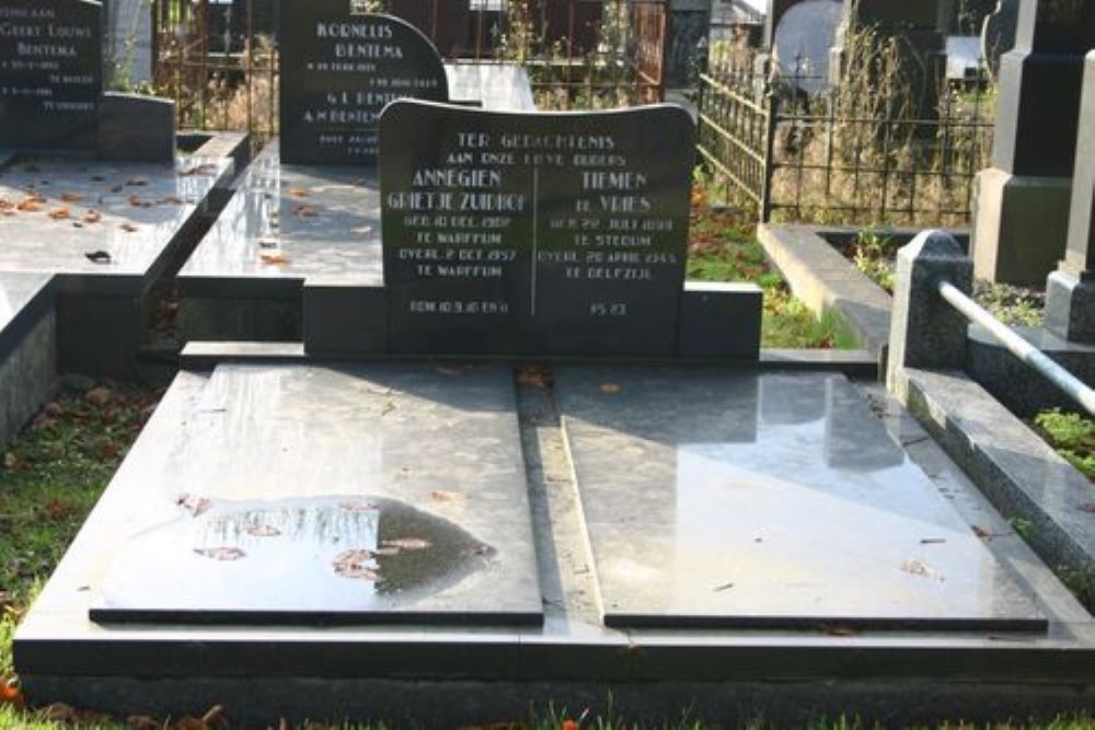 Dutch War Graves Warffum #2