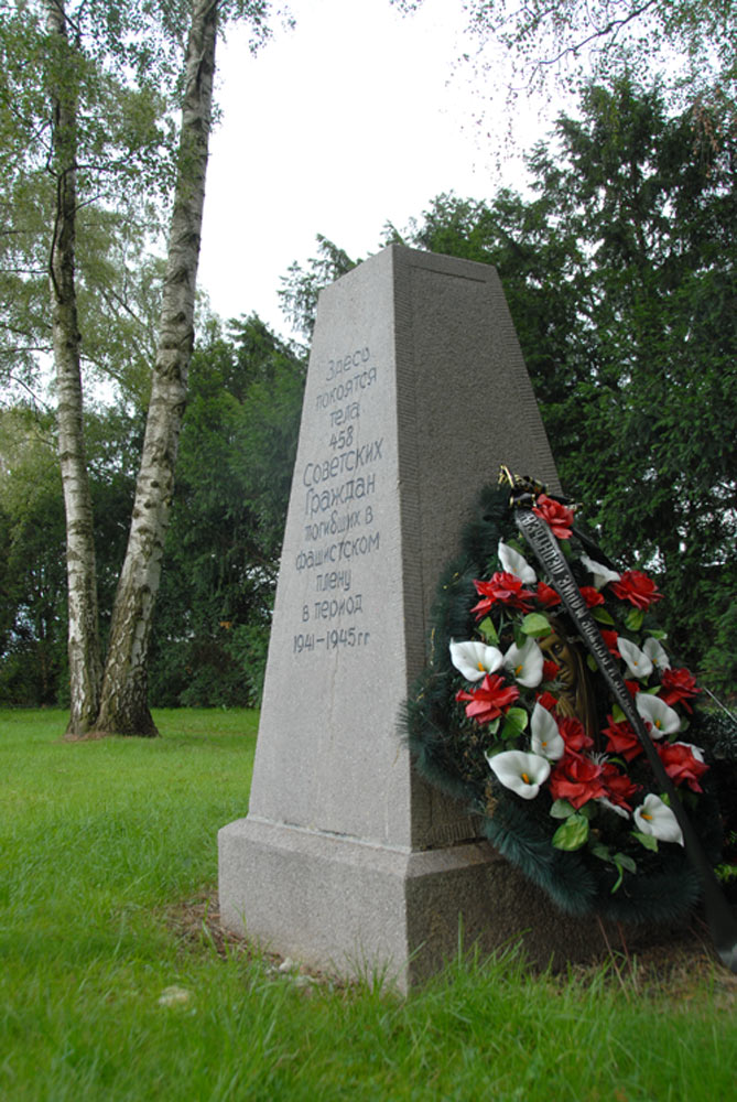 Massagraf Sovjet Krijgsgevangenen Sdenfriedhof #4