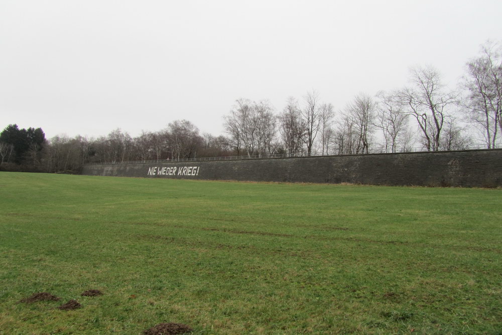 Waldbrl Hitler Wall #2