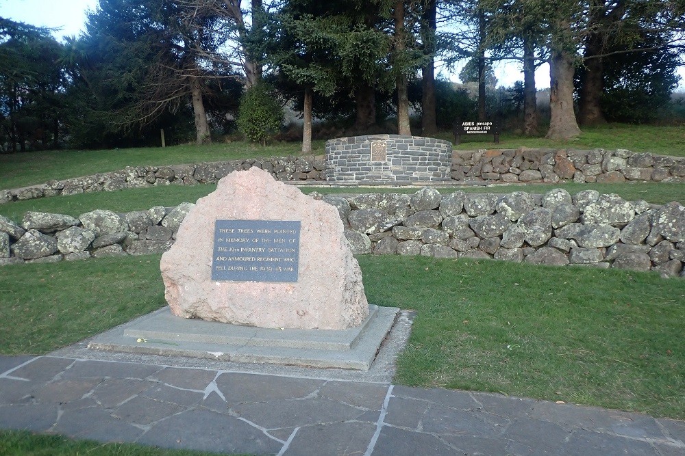 Memorial To The 19th Infantry Battalion And Armoured Regiment #1