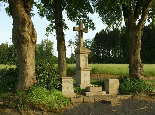 Oorlogsmonument Hscheid #1