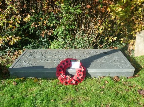 Grave of Laurence Binyon