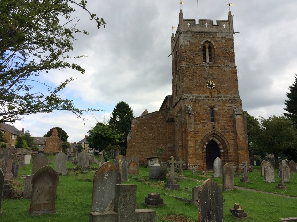 Oorlogsgraven van het Gemenebest All Saints Churchyard