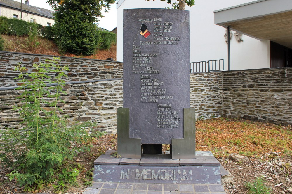 War Memorial Ourthe #2