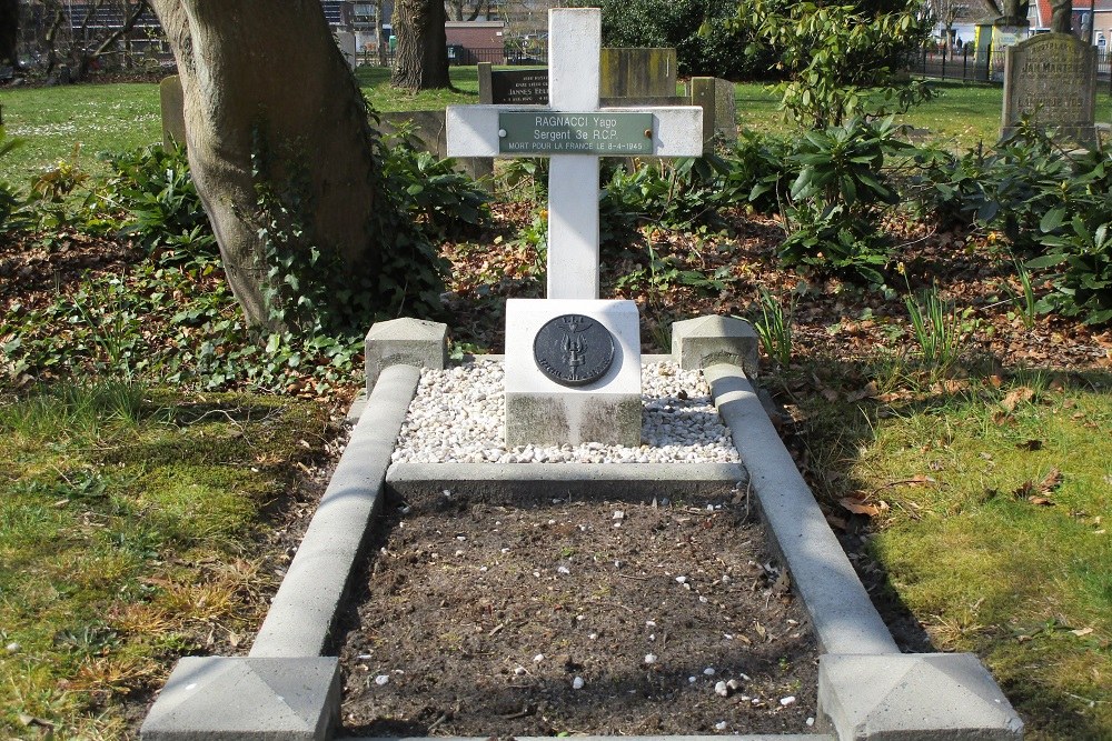 French War Grave General Cemetery Beilen