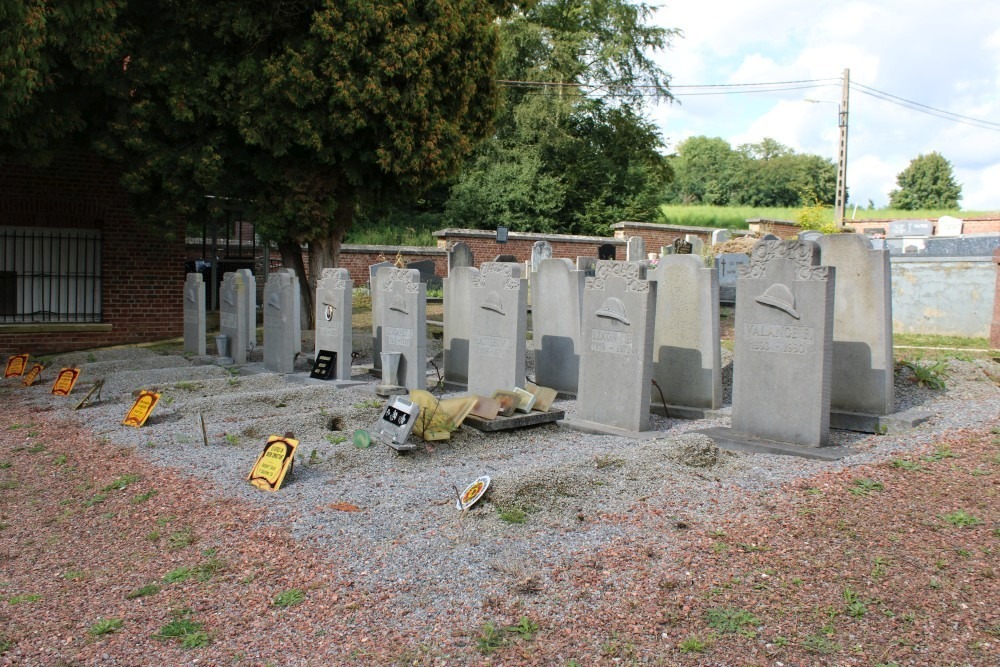 Belgische Graven Oudstrijders Landelies Nieuwe Begraafplaats #4