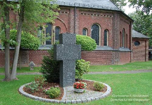 War Memorial Neukirchen #2