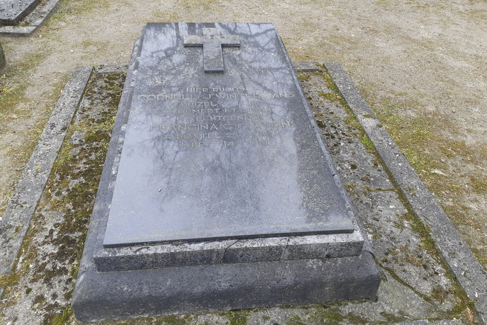 Dutch War Grave Roman Catholic Cemetery Duizel #1