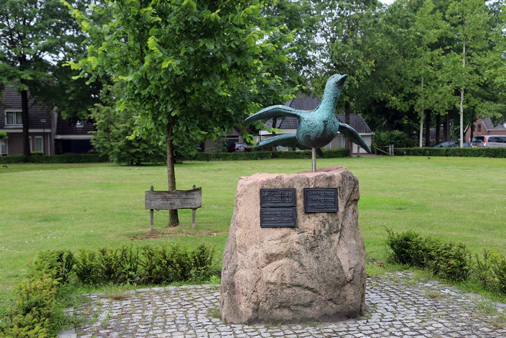 Oorlogsmonument Eersel #2