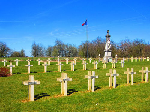 Franse Oorlogsbegraafplaats Fillières