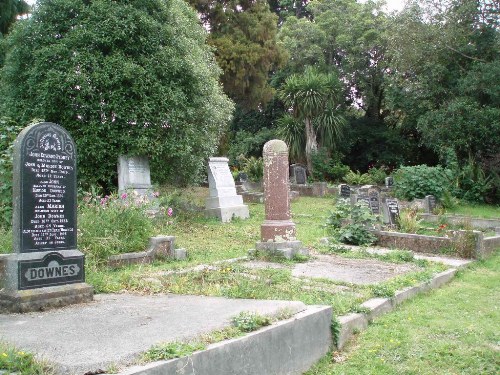 Commonwealth War Graves St. Barnabas Anglican Cemetery