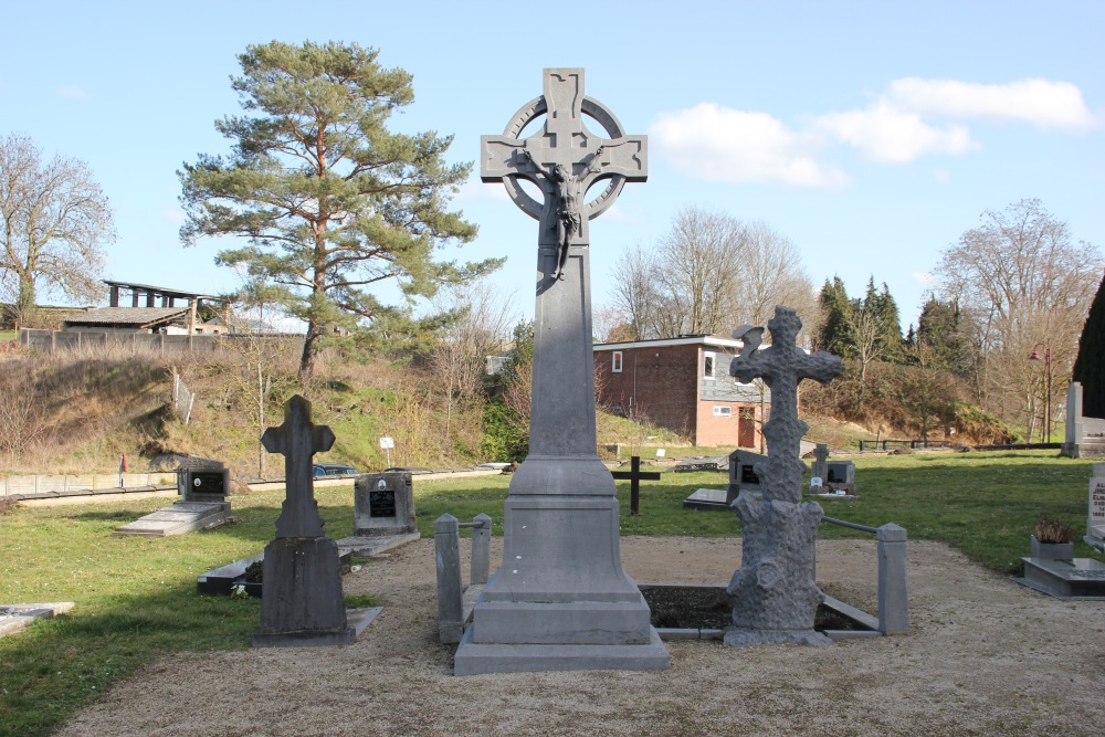 War Memorial Bierbeek #1