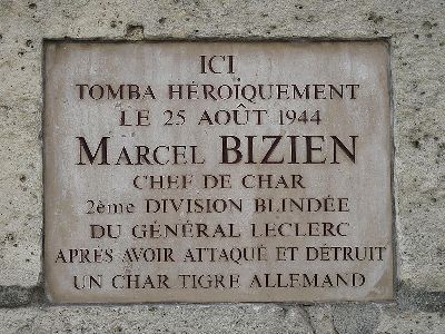 Monument Omgekomen Soldaten en Burgers Place de la Concorde #2