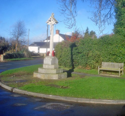 Oorlogsmonument Alderton #1