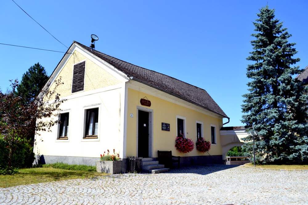 Adolf Hitler's School Fischlham #1