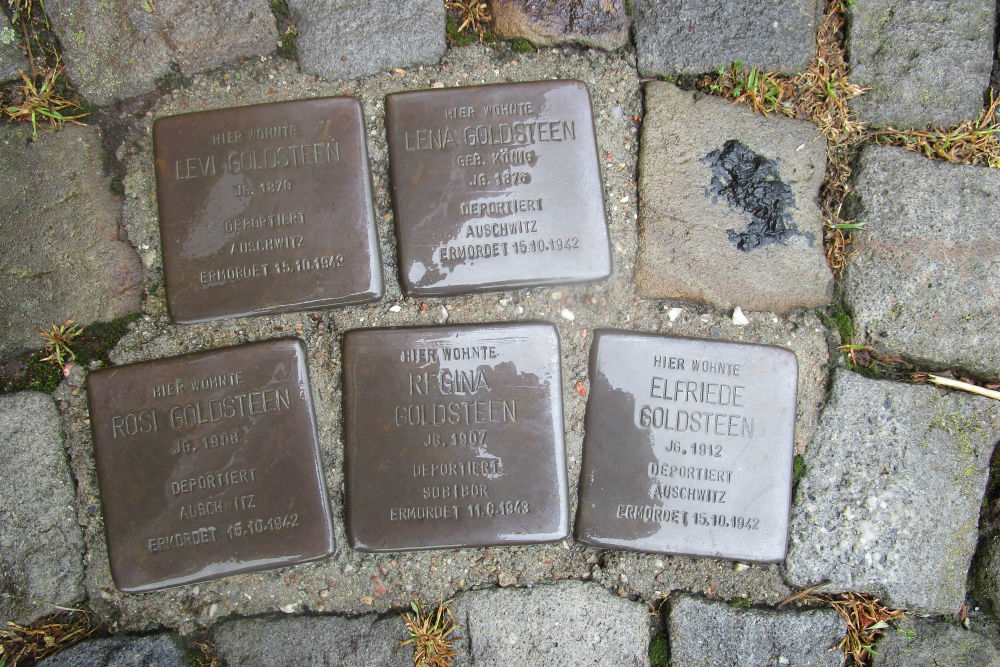 Stolpersteine Kirchstrae 2